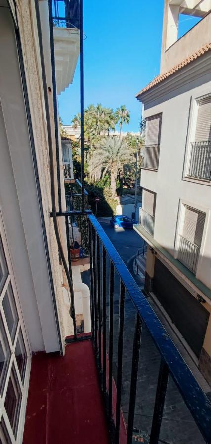 Apartamentos Ana'S Cozy Inns ตอร์เรโมลิโนส ภายนอก รูปภาพ
