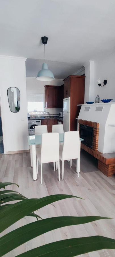 Apartamentos Ana'S Cozy Inns ตอร์เรโมลิโนส ภายนอก รูปภาพ