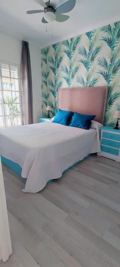 Apartamentos Ana'S Cozy Inns ตอร์เรโมลิโนส ภายนอก รูปภาพ