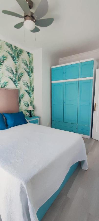 Apartamentos Ana'S Cozy Inns ตอร์เรโมลิโนส ภายนอก รูปภาพ