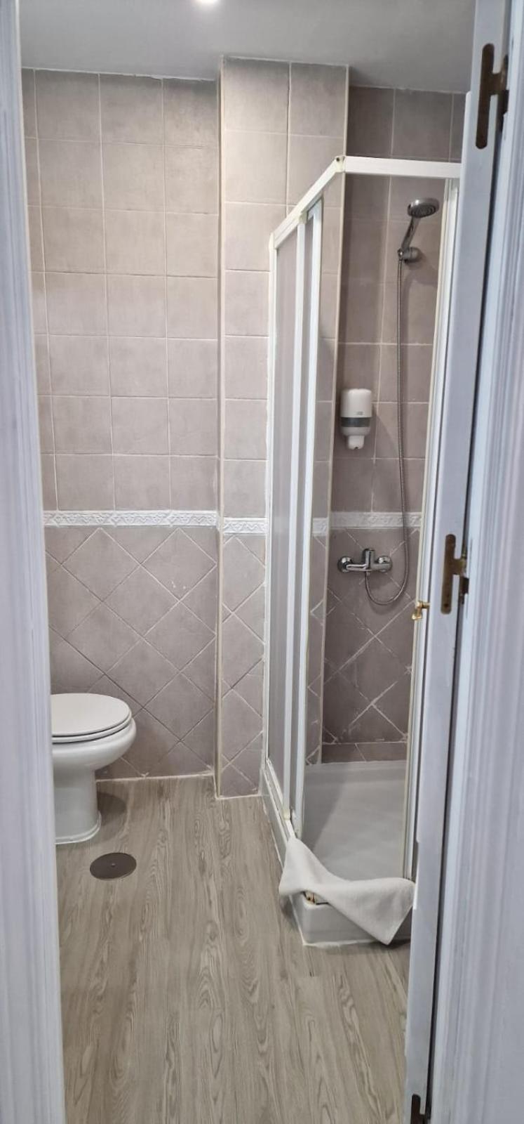 Apartamentos Ana'S Cozy Inns ตอร์เรโมลิโนส ภายนอก รูปภาพ